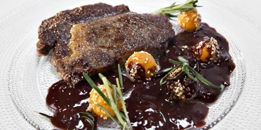 Рецепт шоколадного соуса к стейку