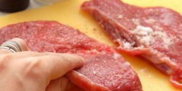 стейк из говядины жареный