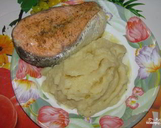 Стейк из семги в мультиварке