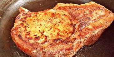 стейк из свинины на кости