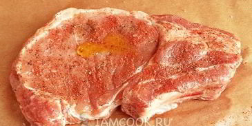 стейк из свинины на кости