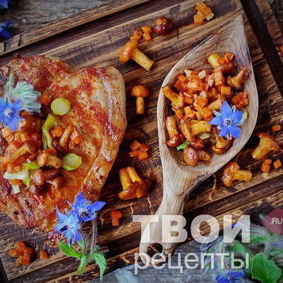 Стейк из свинины на сковороде