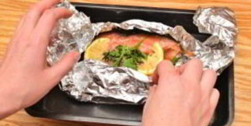 стейк лосося в фольге