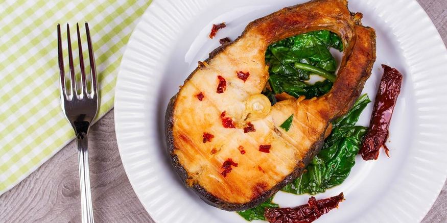 Рецепт стейка масляной рыбы на сковороде