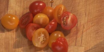 стейк с крабовым мясом и чесночным пюре