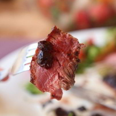 Стейк с кровью