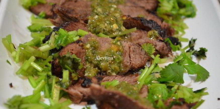 Рецепт стейка с соусом халапеньо чимичурри