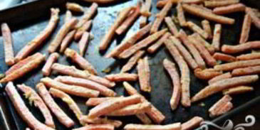 стейк со сладким картофелем и соусом из петрушки