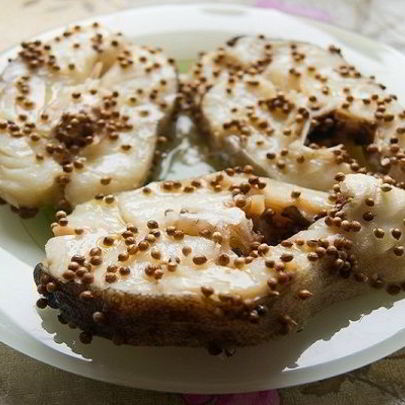 Стейк трески на пару