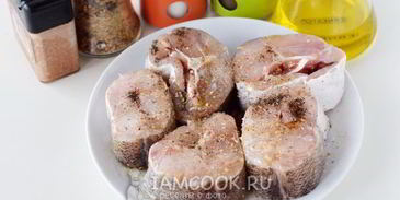 стейк трески в духовке