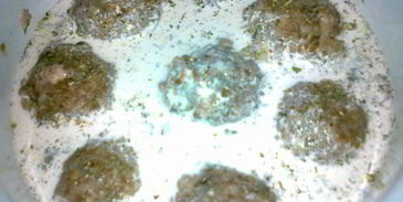 гречневые тефтели в сливочно-томатном соусе