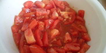 куриные тефтели с базиликом и томатным соусом