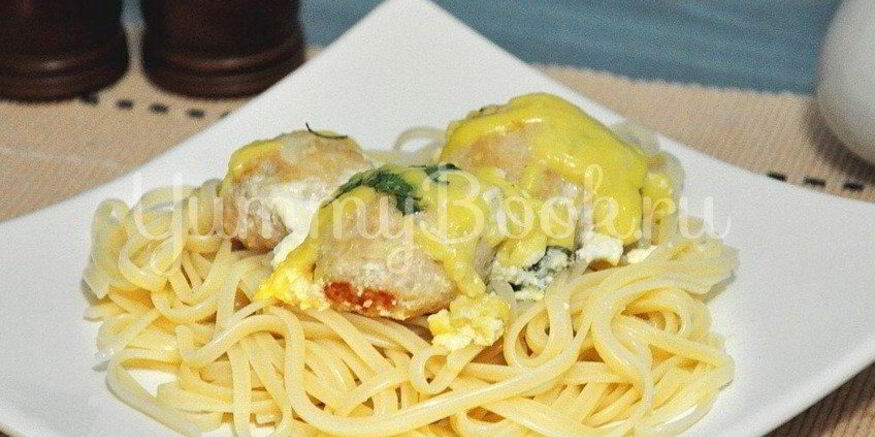 Рецепт куриных тефтелек под сырным соусом