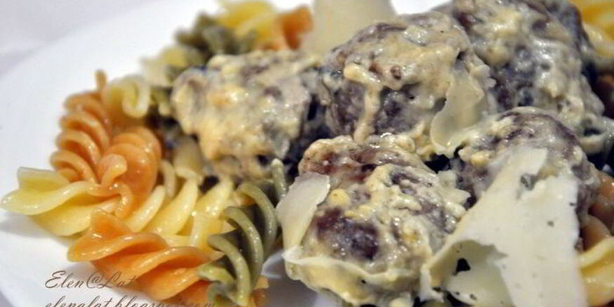 Рецепт шведских тефтелек в сливочном соусе с грибами