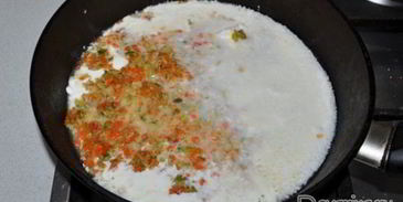 тефтели из фарша с овощами в сметане