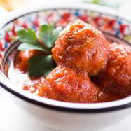 Рецепт Тефтелей из фасоли в томатной подливке