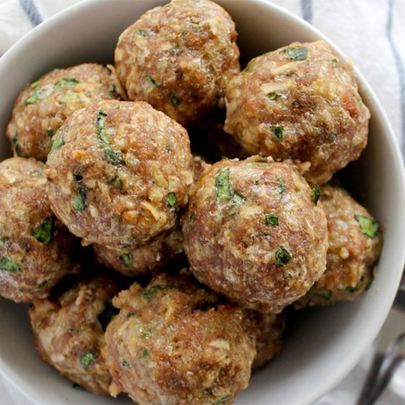 Тефтели на пару с рисом