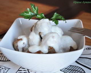 Тефтели под сливочным соусом