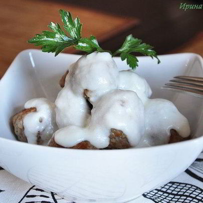 Тефтели под сливочным соусом