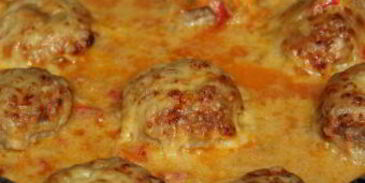 тефтели под сметанным соусом в духовке