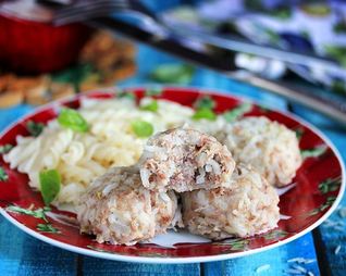 Тефтели с рисом в мультиварке