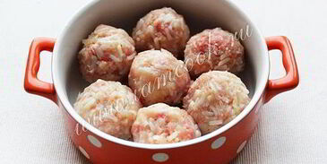 тефтели с рисом в томатном соусе