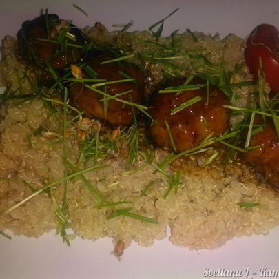 Тефтели терияки с киноа