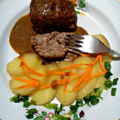 Тефтели в грибном соусе