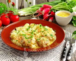 Тефтели в сметанном соусе в мультиварке