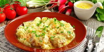 тефтели в сметанном соусе в мультиварке