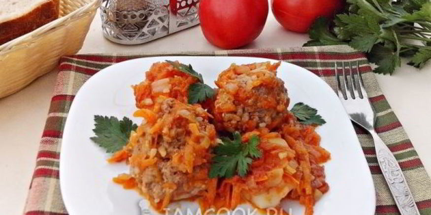 Рецепт тефтелей в томатно-овощном соусе