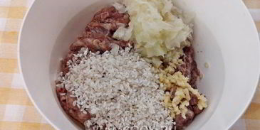 тефтели в томатно-овощном соусе