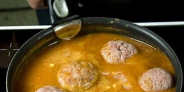 тефтели в томатном соусе