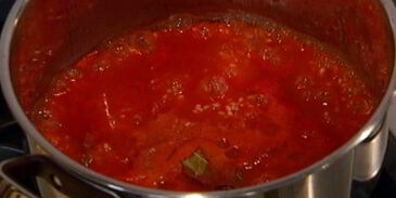 тефтельки из индейки с рисом и томатным соусом