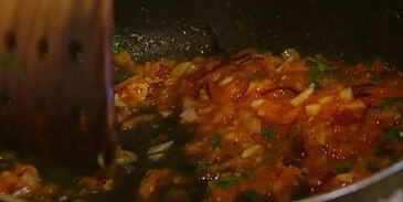 телячьи тефтельки с соусом из помидоров