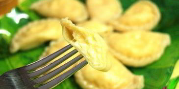 квари — вареники с сулугуни