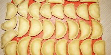 квари — вареники с сулугуни