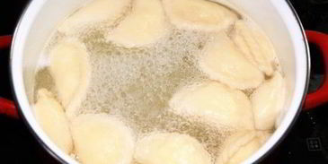 квари — вареники с сулугуни