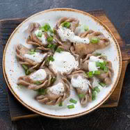 Рецепт Вареников изумрудный гребень с квашеной капустой