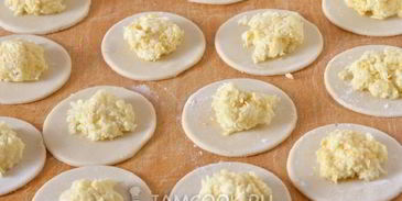 вареники с адыгейским сыром