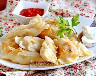 Вареники с капустой и мясом