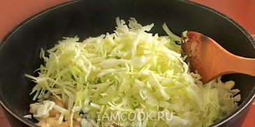 вареники с капустой и мясом