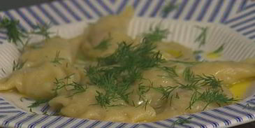 вареники с картофелем, беконом и укропом