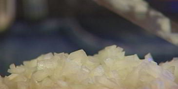 вареники с картофелем, беконом и укропом