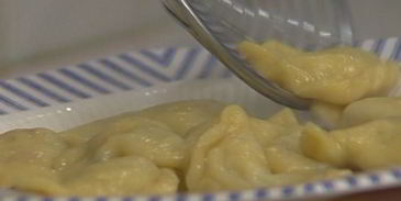 вареники с картофелем, беконом и укропом