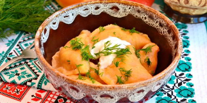 Рецепт вареников с картофелем из тыквенного теста