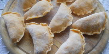 вареники с картофелем из тыквенного теста