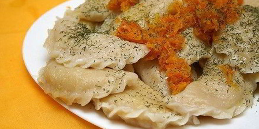 Рецепт вареников с картофелем, морковью и луком