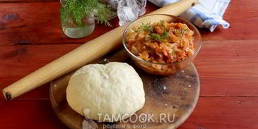вареники с квашеной капустой и салом
