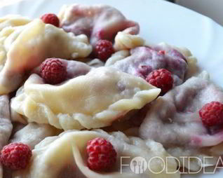 Вареники с малиной